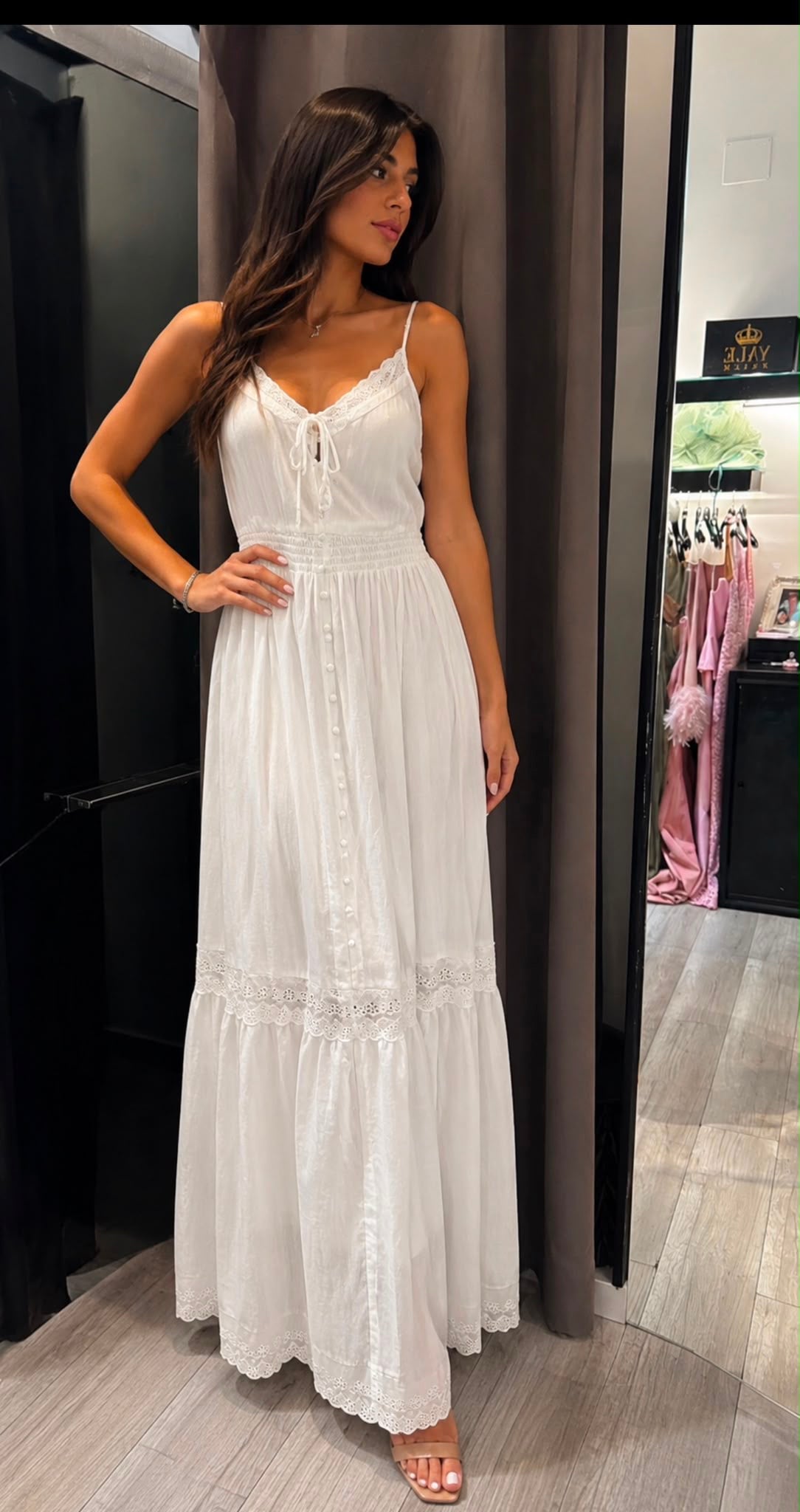 Abito lungo bianco in pizzo con spalline sottili Eleh