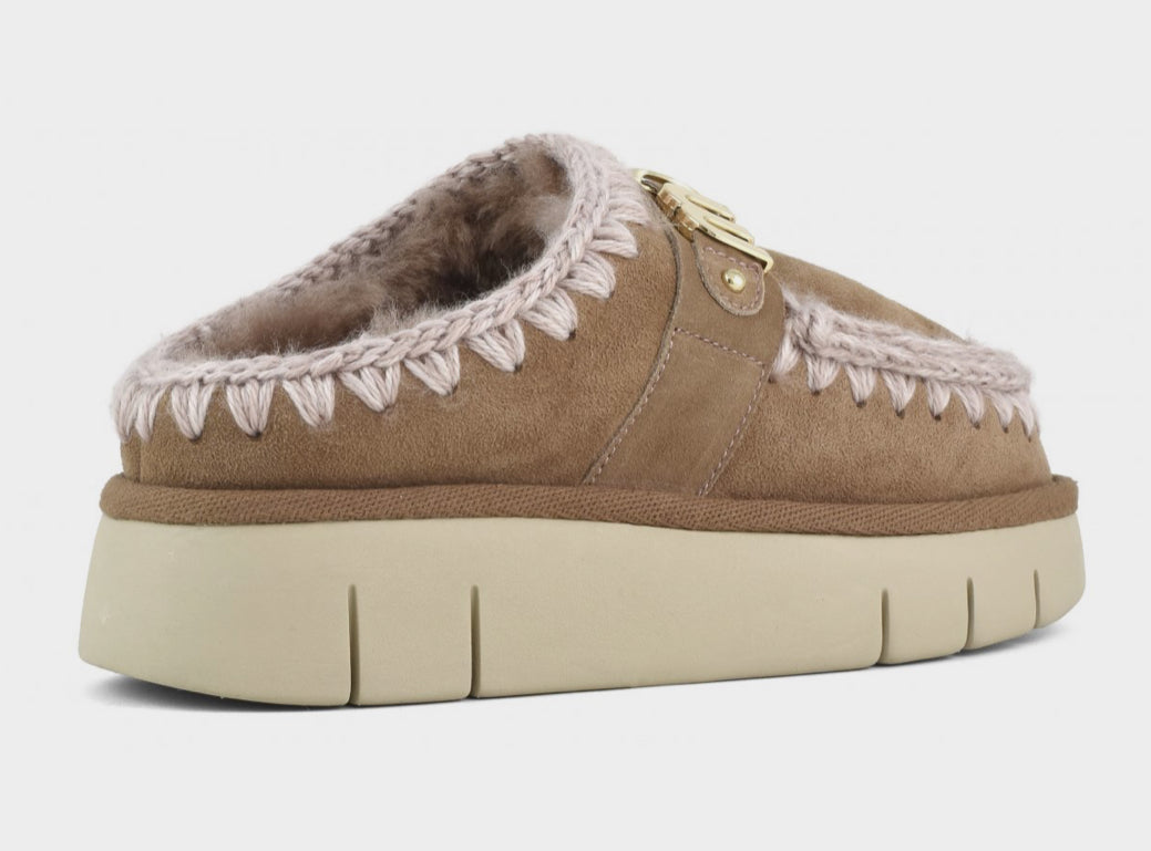 Bounce Clog Metal Logo Mou