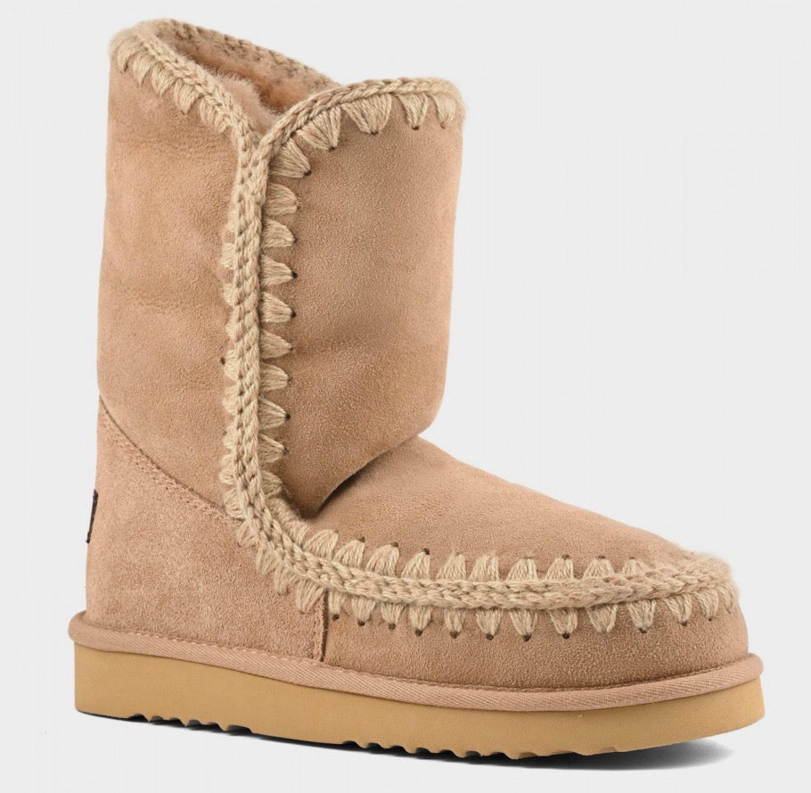 Eskimo 24 Mou