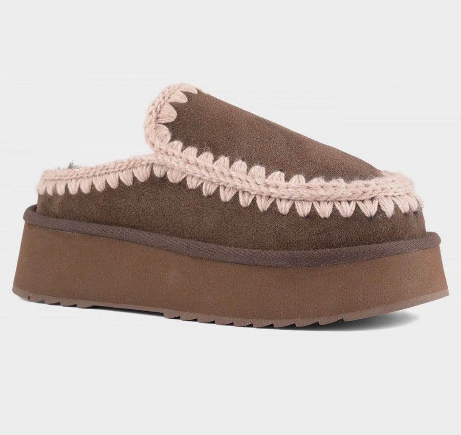 Eskimo Clog Platform Mou