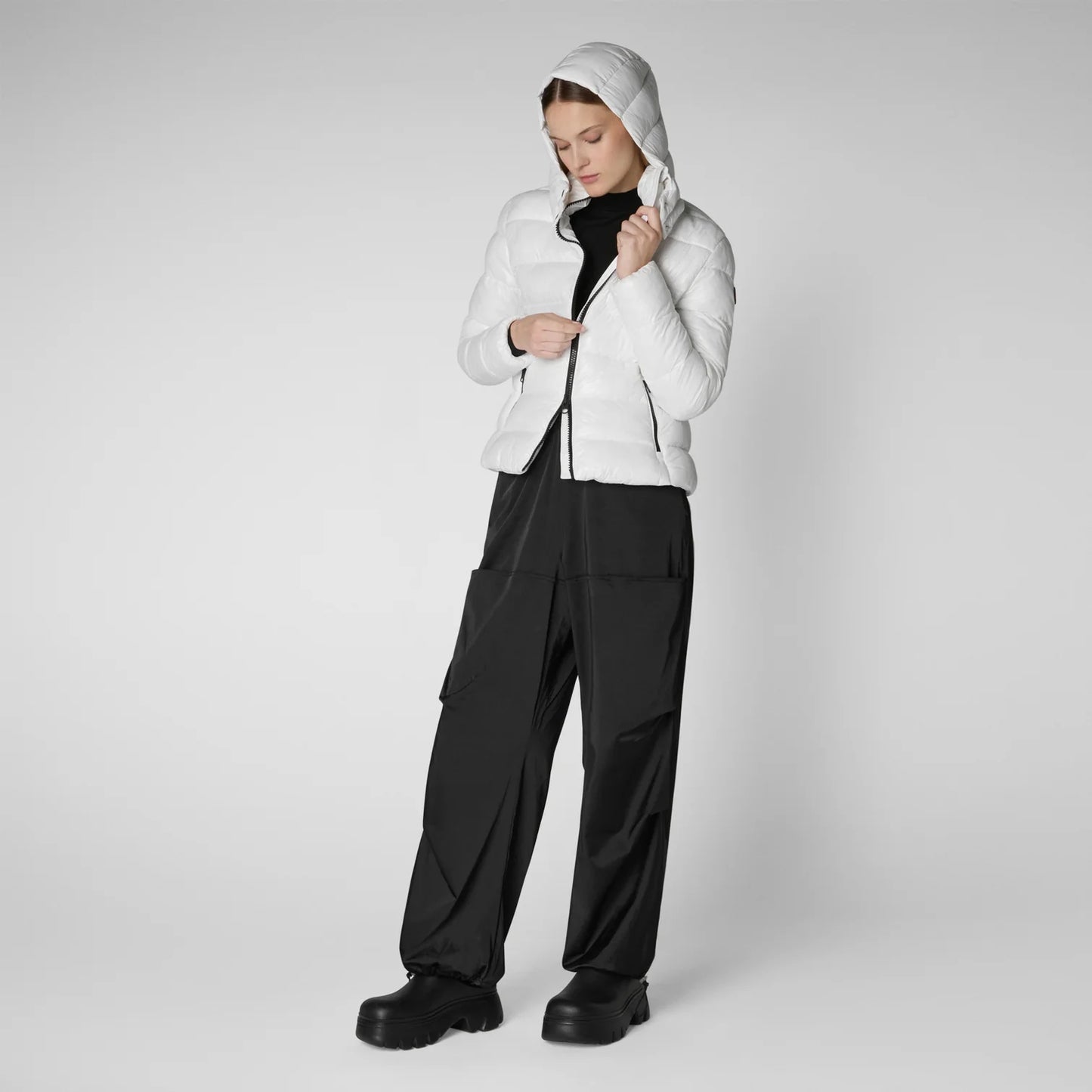 Piumino Animal Free Con Cappuccio Donna Cosmary Bianco Naturale Save The Duck