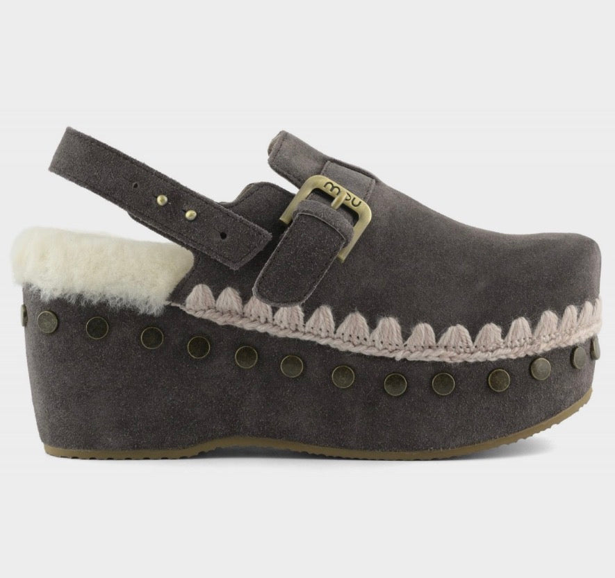Suede Clog Back Strap Mou