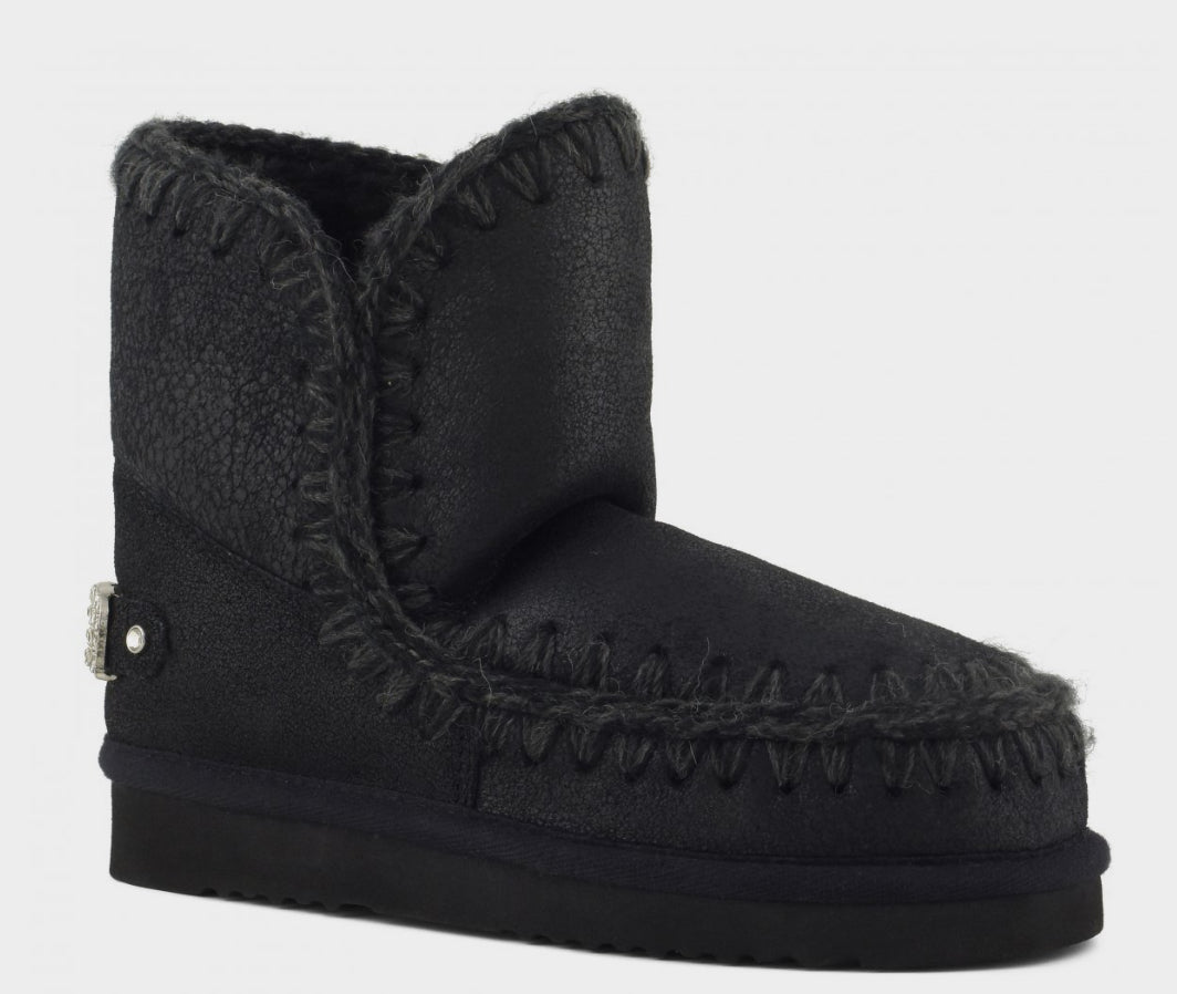 Mou Eskimo 18 Rhinestones Logo Cracked Black