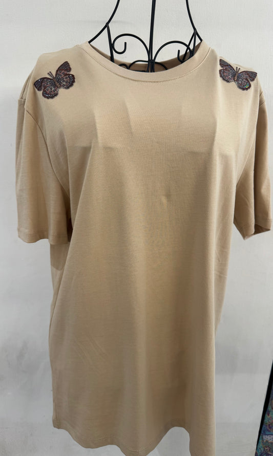 T-shirt donna beige con applicazioni farfalle in paillettes – Manica corta AD