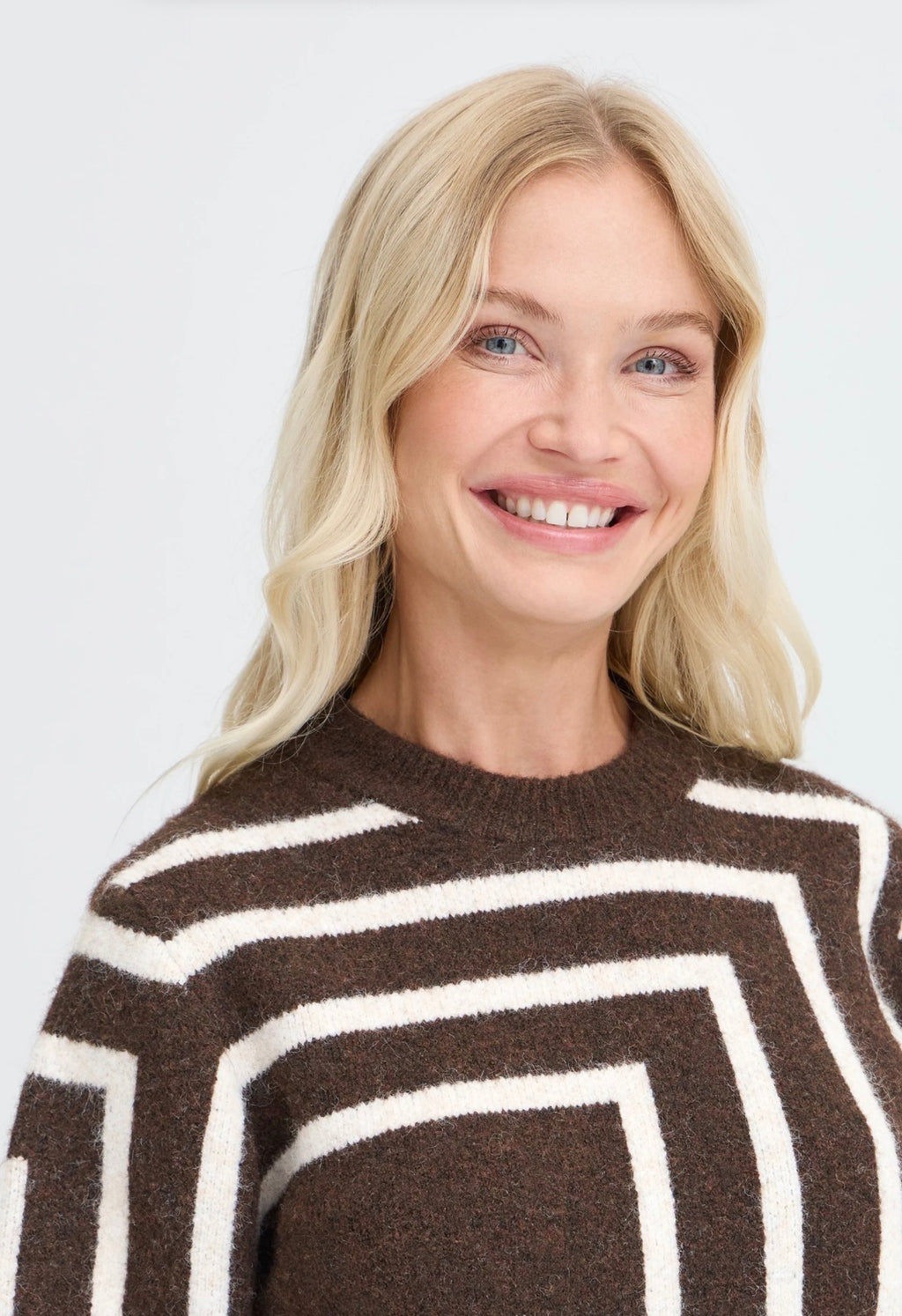 Maglione Donna Marrone con Motivo Geometrico Bianco