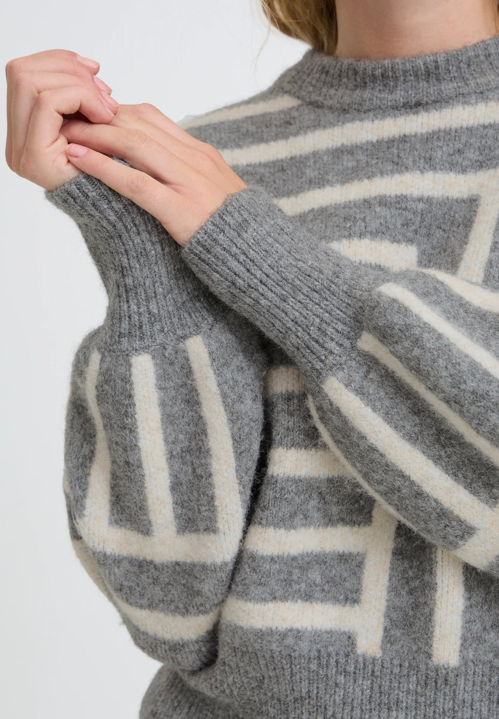 Maglione Donna Grigio con Fantasia Geometrica Panna