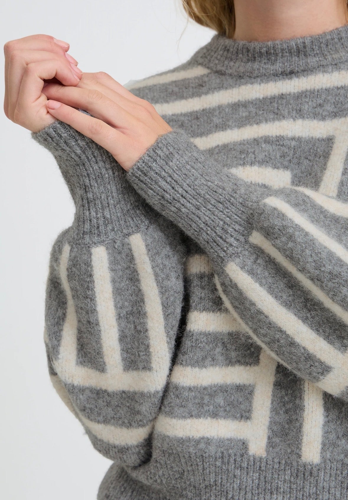 Maglione Donna Grigio con Fantasia Geometrica Panna
